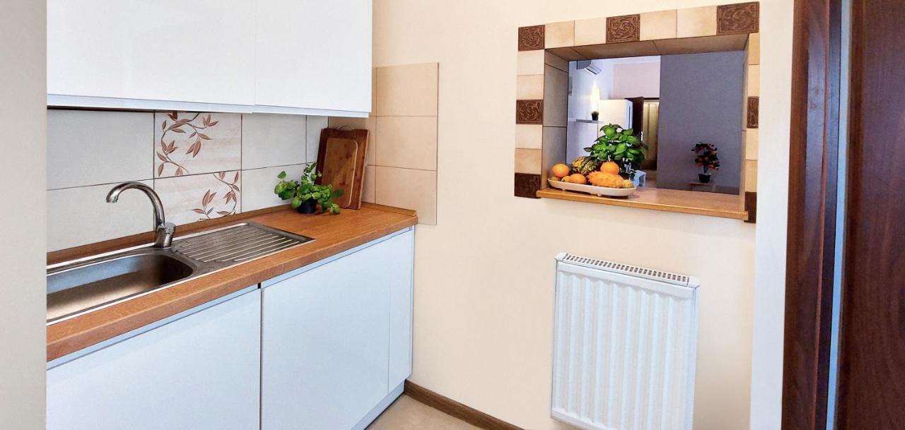 Apartamenty Gorki Male Tuszyn Exterior photo