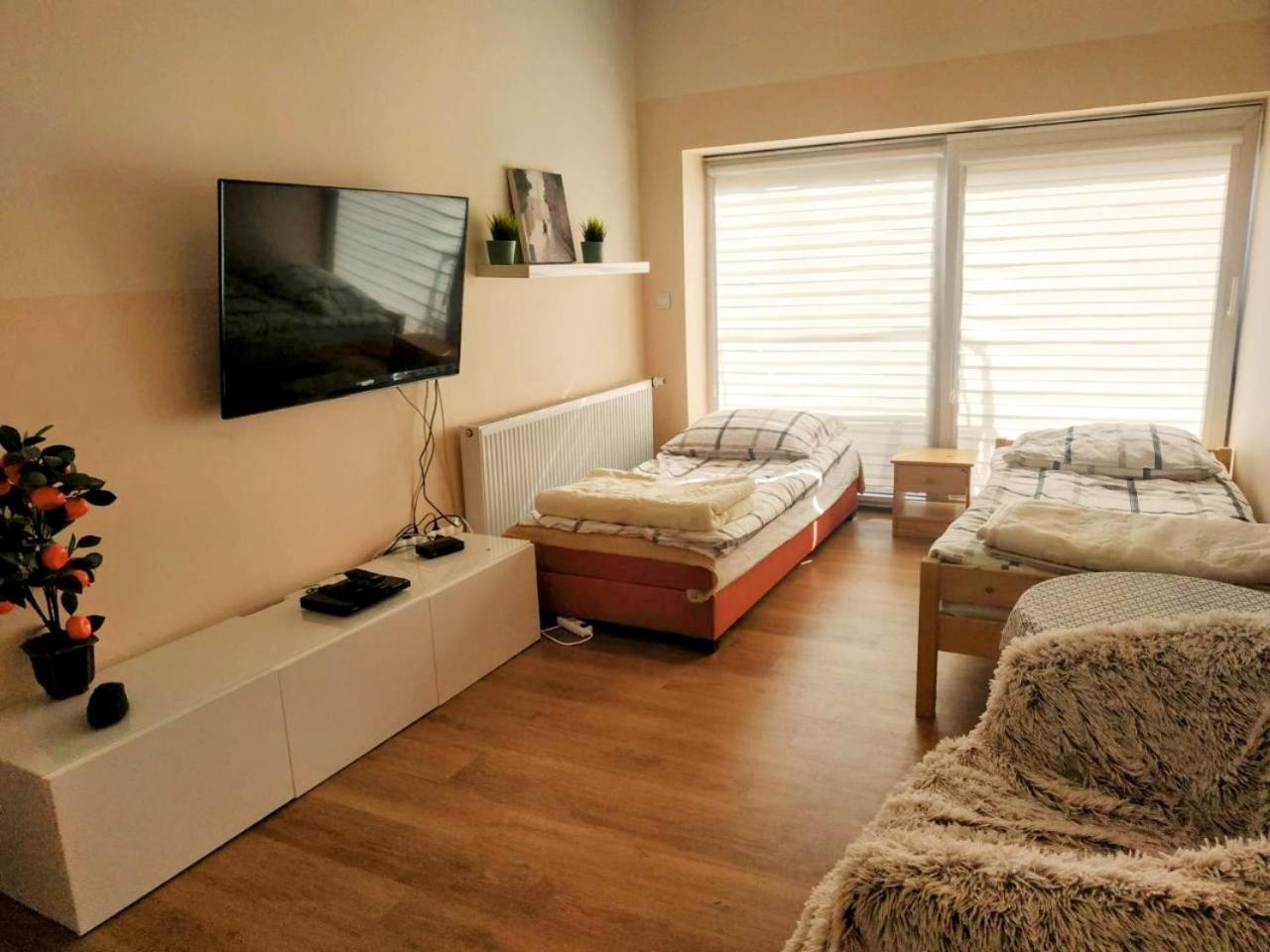 Apartamenty Gorki Male Tuszyn Exterior photo